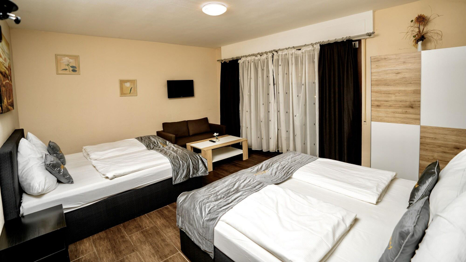 Bedroom 4, Parkhotel Lindenhof, Offenbach am Main
