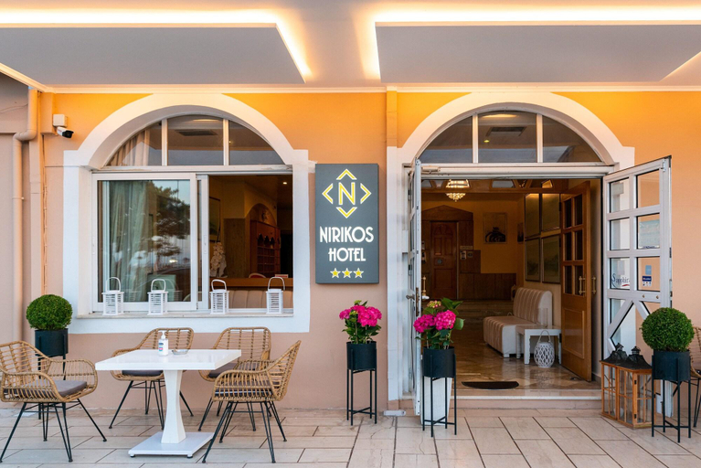 Food & Drinks 4, Nirikos Hotel, Ionian Islands