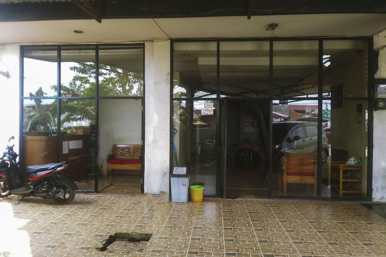 Public Area 4, Spot On 2353 Wisma Executive Demang, Palembang