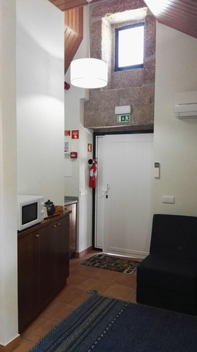 Public Area 4, Quinta de Vodra, Seia
