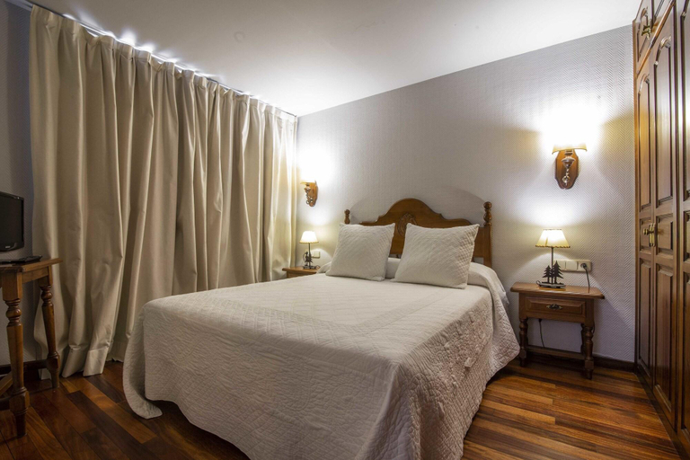 Bedroom 3, Fonfreda Hotel, Lleida