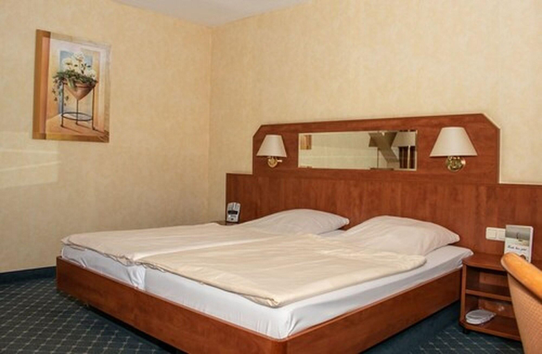 Bedroom 3, Kiek In Hotel Zur Einkehr, Stade