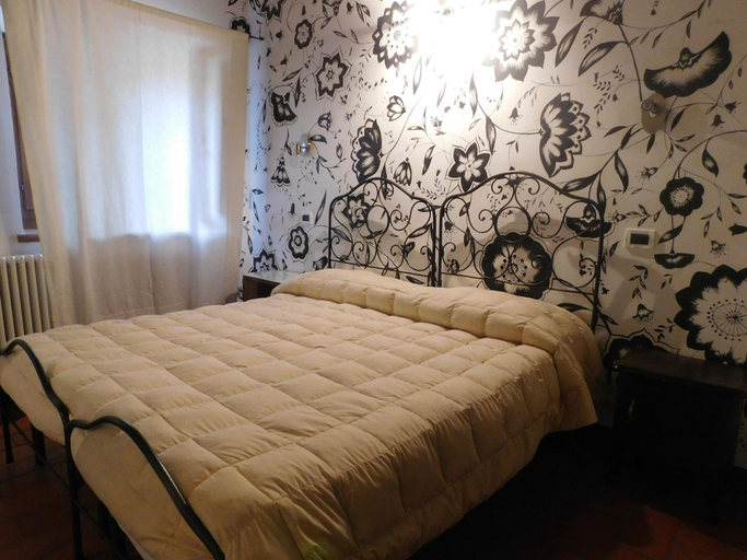 Bedroom 4, Locanda Sul Lago, L'Aquila