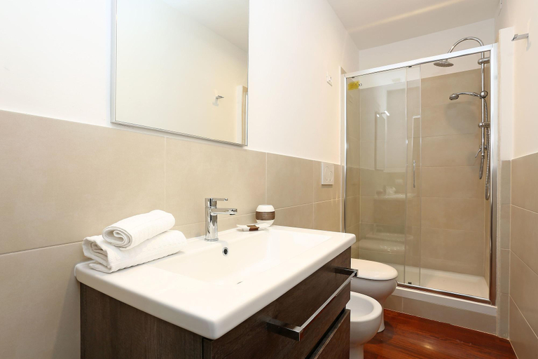 Bathroom 4, Avignonesi Suites - Daplace Collection, Rome