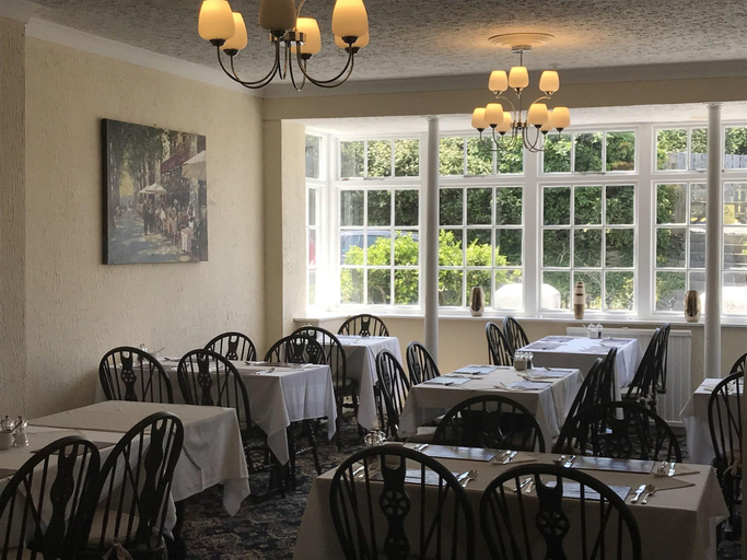 Food & Drinks, Highcliffe Hotel, Ceredigion