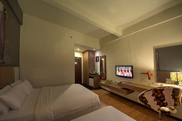 Bedroom 8