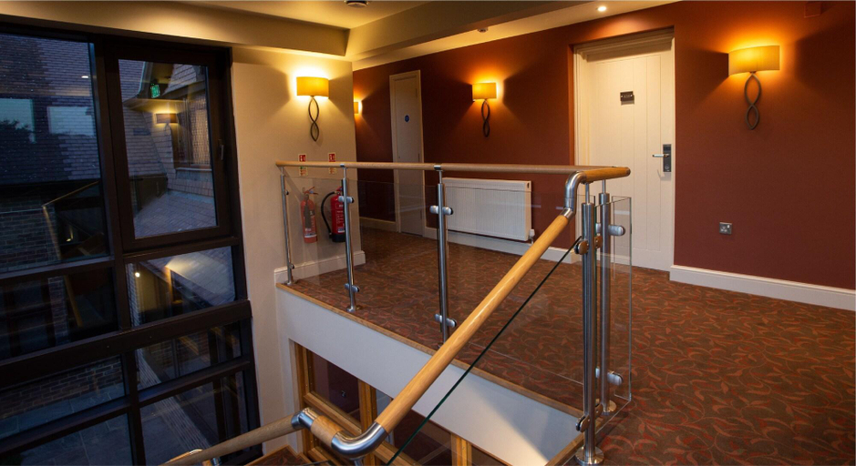 Public Area 2, Stirrups Hotel, Bracknell Forest