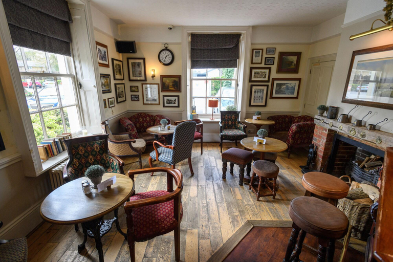 Public Area, The Mortimer Arms, Hampshire