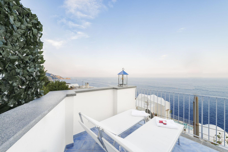 Bedroom 4, La Divina Amalfi Coast, Salerno