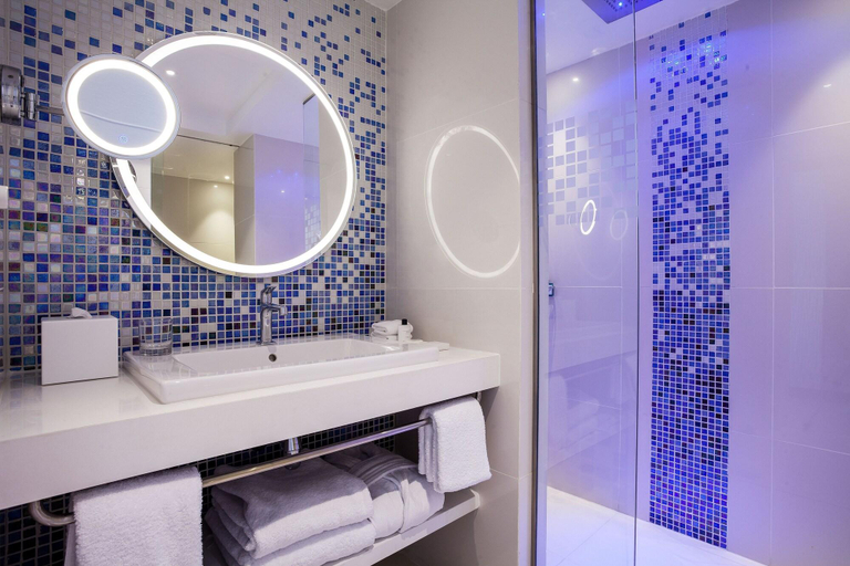 Bathroom 5, Vichy Célestins Spa Hôtel Casablanca, Ben Slimane