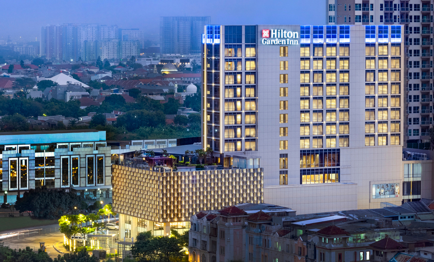 Exterior & Views 1, Hilton Garden Inn Jakarta Taman Palem, Jakarta Barat