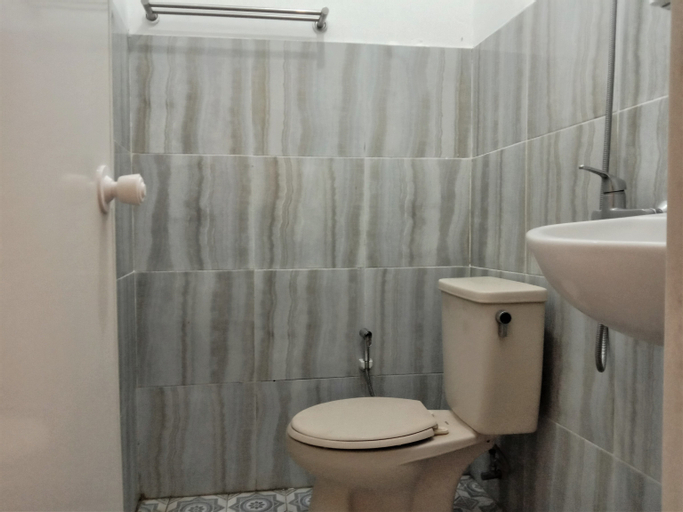 Ceria Guesthouse Near Airport Semarang, Semarang
