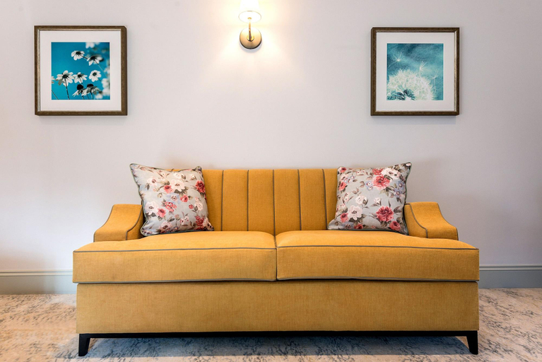 Public Area 3, Burnside Hotel, Warwickshire