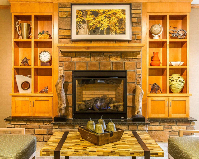 Public Area 2, MainStay Suites Stanley, Mountrail