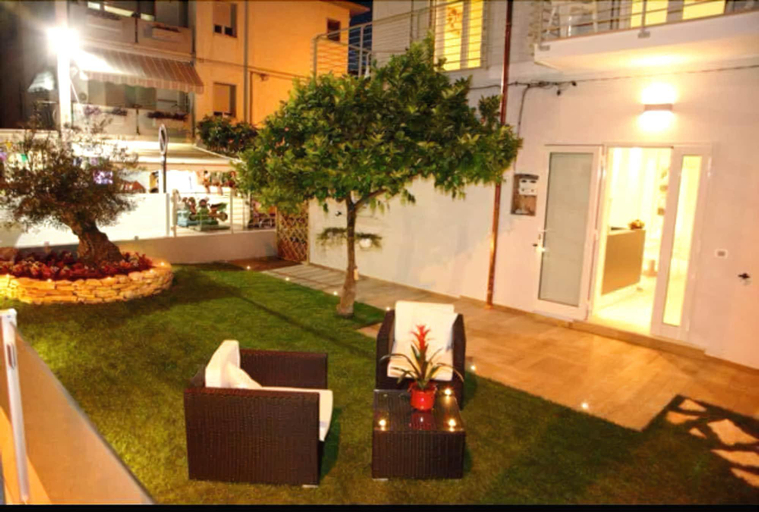 Exterior & Views, B&B FARAONE, Teramo