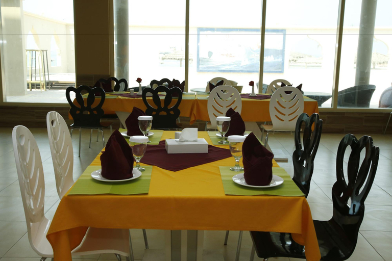 Food & Drinks 5, Bahrain Beach Bay Resort, Zallaq