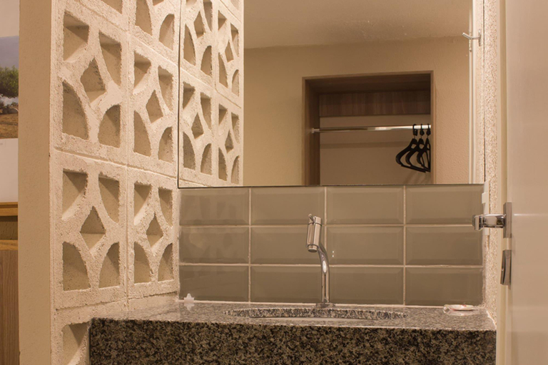 Bathroom 4, Hotel Privillege, Santana do Ipanema