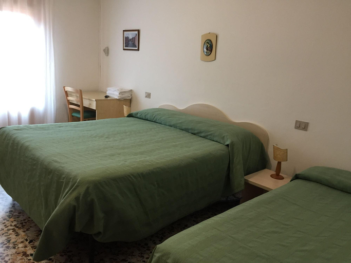 Bedroom 4, Hotel Nuova Doel, Venezia