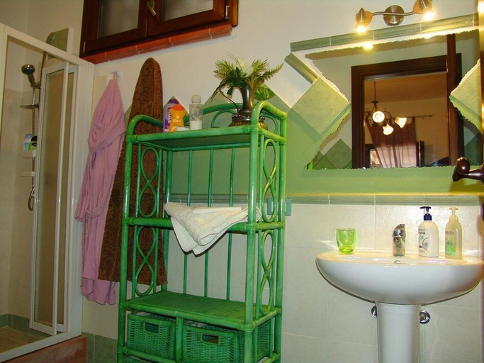 Bathroom 5, B&B Sole e Luna, Palermo