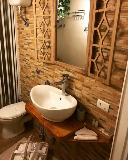 Bathroom 4, B&B IL Gigante, Agrigento