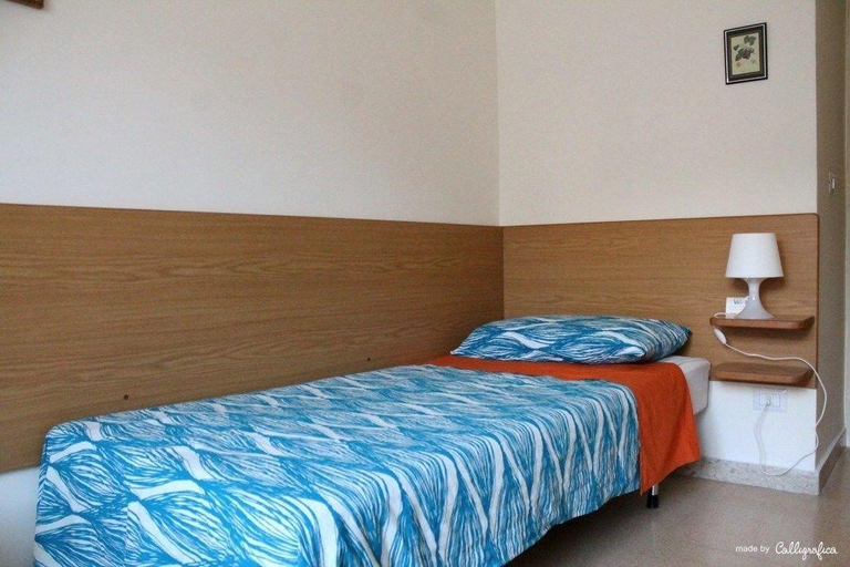 Bedroom 3, B&B Le Chiocciole, Bari