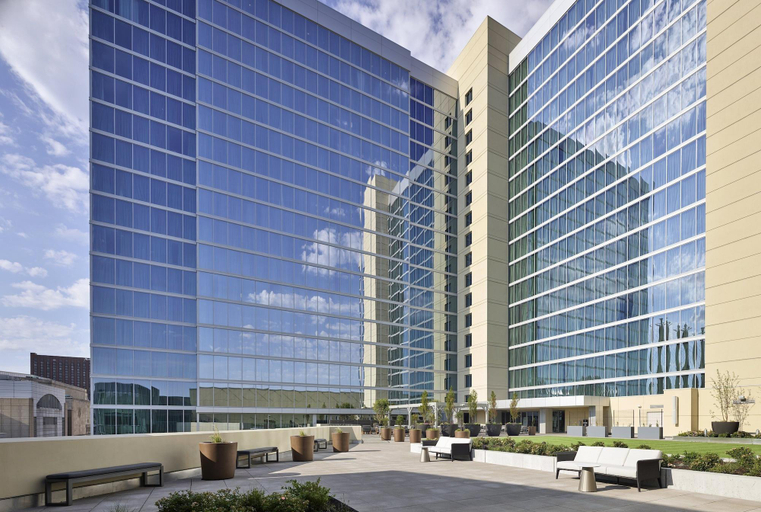 Exterior & Views 2, Loews Kansas City Hotel, Kansas City