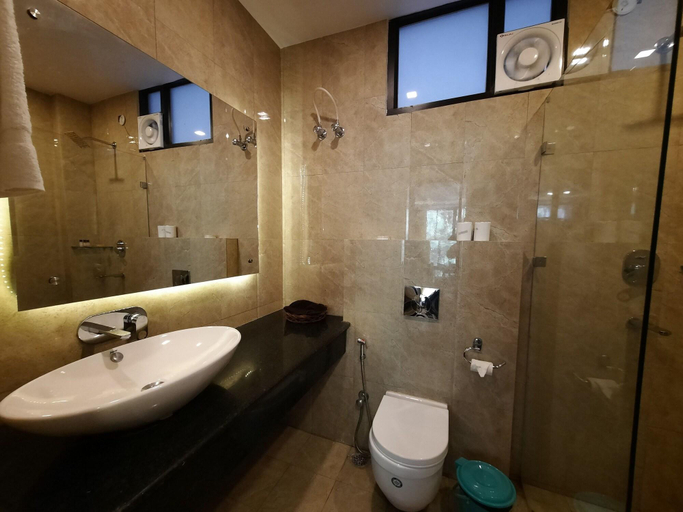 Bathroom 5, Hill Stream Resort and Spa, Tehri Garhwal