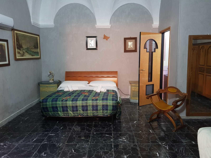 Bedroom 2, B&B Marconi, Foggia