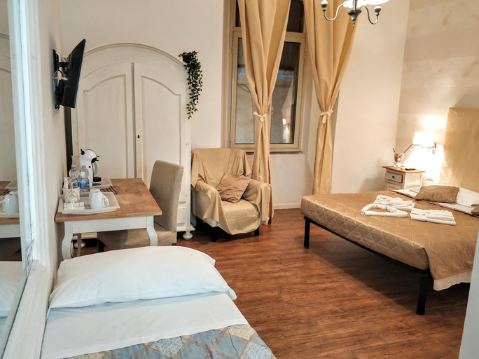 Bedroom 3, Juno Pantheon, Rome