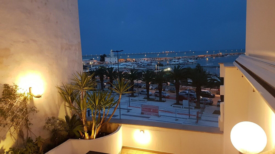 Exterior & Views 2, Terrazza Diomede, Foggia