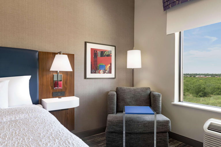 Bedroom 3, Hampton Inn & Suites Norman Conference Center Area, Cleveland
