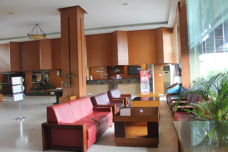 Public Area 24
