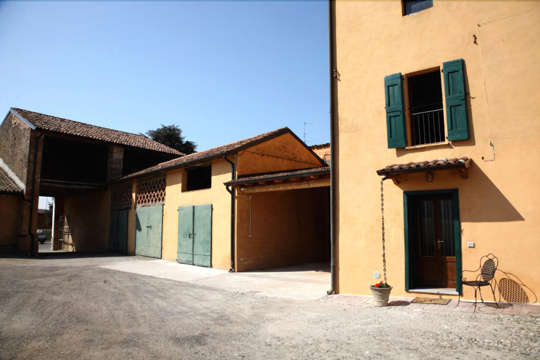 Exterior & Views 2, B&B Stradivari, Cremona
