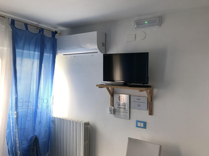 Bedroom 4, Pienosole B&B, Chieti