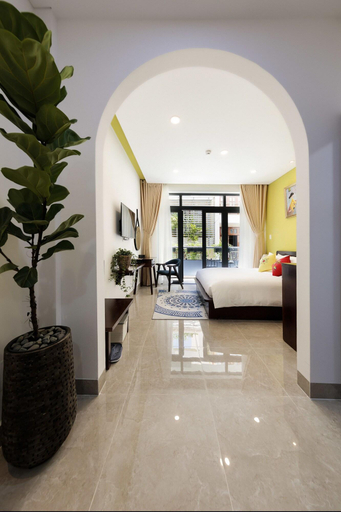 Public Area 3, Chez Mimosa Petite, District 1