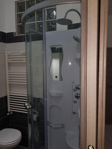 Bathroom 5, Holiday Bed & Breakfast Vico del Gargano, Foggia