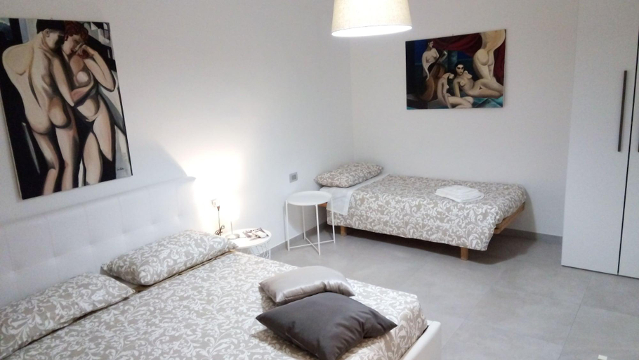 Bedroom 3, Casa Dell'Artista 2, Salerno