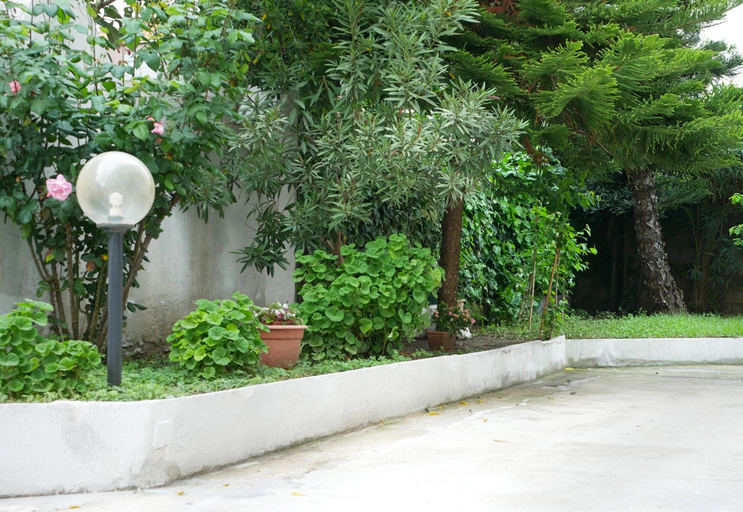 Exterior & Views 2, Pienosole B&B, Chieti