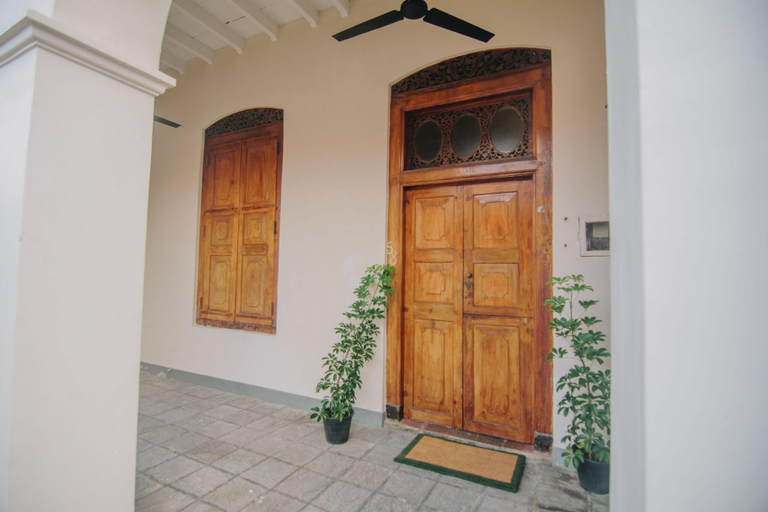 Public Area 4, Culture Club By Merry Holidays, Galle Four Gravets