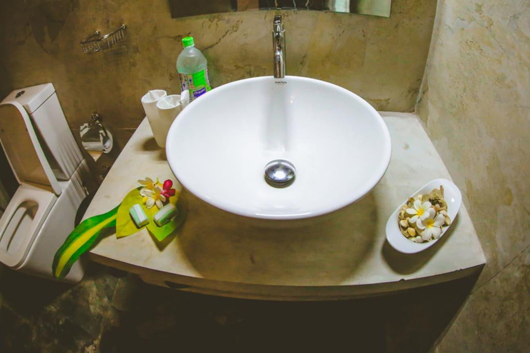 Bathroom 5, Villa Hiriketiya, Dickwella