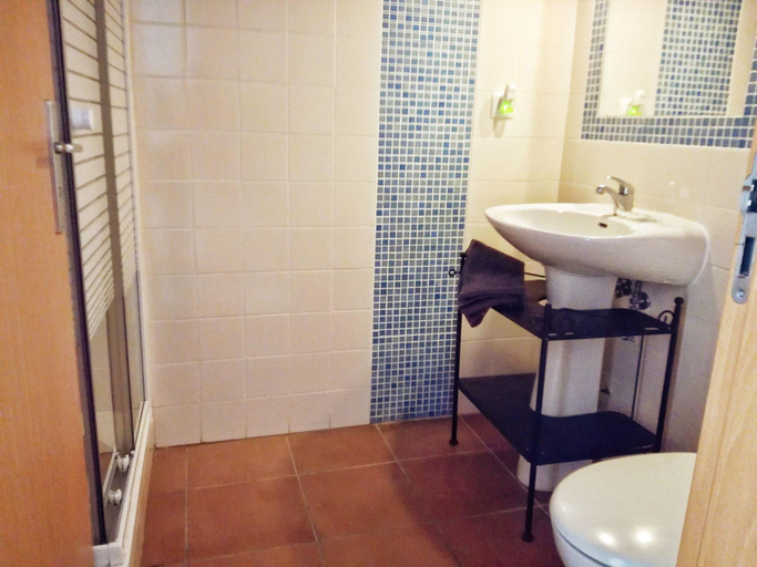 Bathroom 4, Aljezur Villas, Aljezur