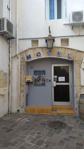 Exterior & Views 2, Mauguio Center Hôtel, Hérault