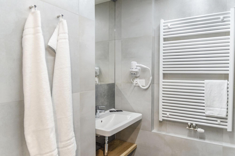 Bathroom 4, Hotel D1, Brno-Venkov