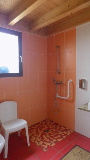 Bathroom, Le Grand Noyer, Ain