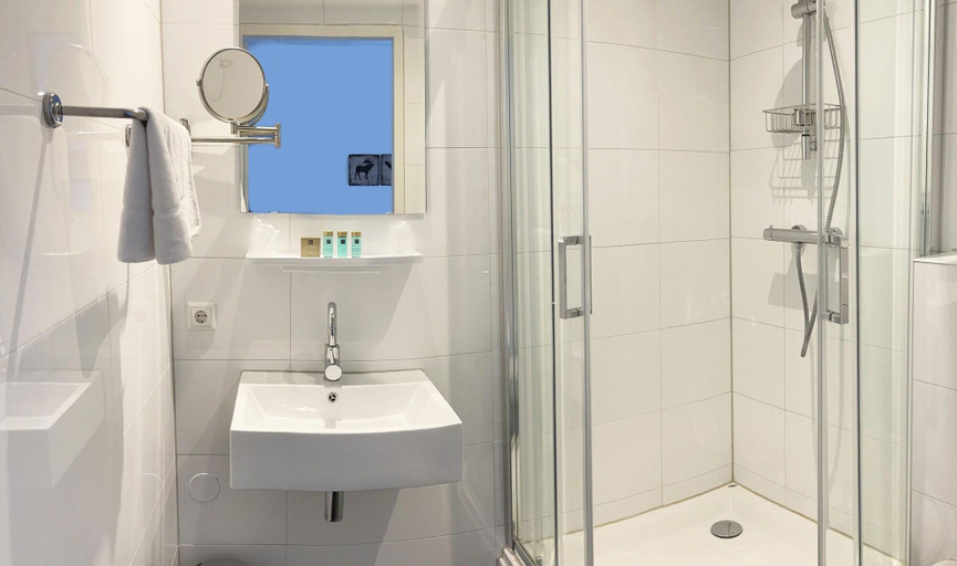 Bathroom 4, Hotel Wicc, Wageningen