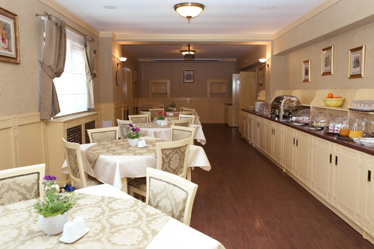 Food & Drinks 5, Hotel Bohemia, Bacau
