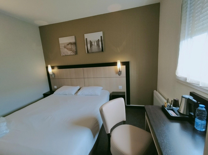 Bedroom 3, Hôtel Athéna Friville, Somme