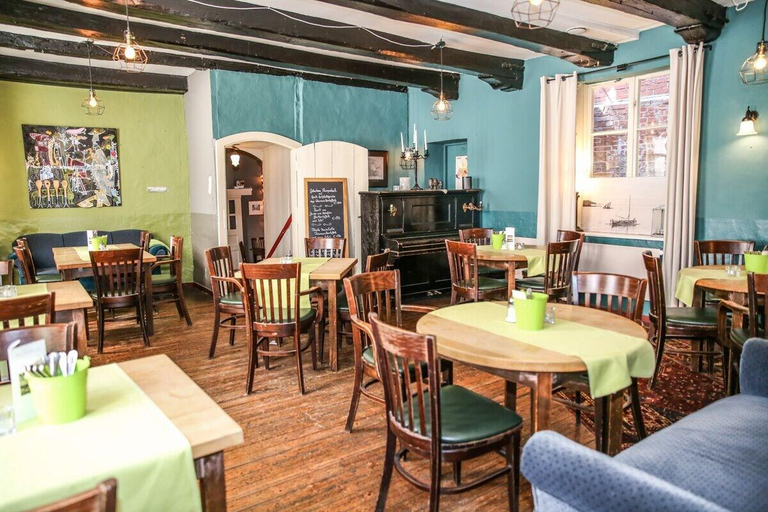 Food & Drinks, Twardokus, Aurich