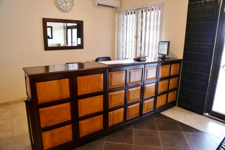 Public Area 3, Eden Vale Hotel & Executive Training Cen, Tema