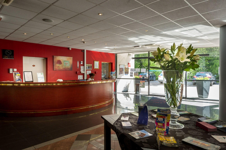 Public Area 2, Hôtel Marso, Moselle